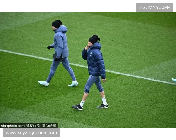 巴黎圣日耳曼更衣室矛盾加剧,战术混乱影响赛季走势 巴黎圣日耳曼更衣室矛盾加剧,战术混乱影响赛季走势